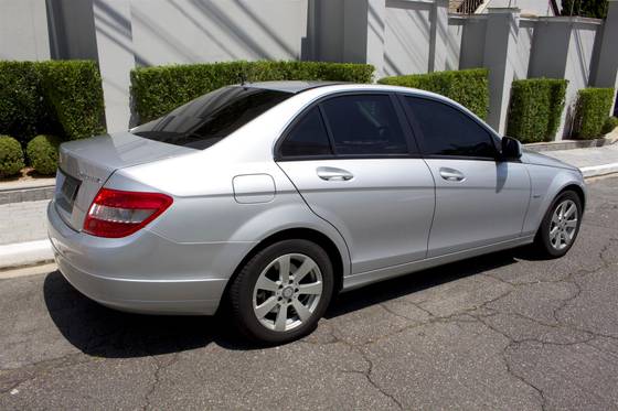 MERCEDES-BENZ C 200 K 1.8 KOMPRESSOR CLASSIC 16V GASOLINA 4P AUTOMÁTICO MERCEDES-BENZ C 200 K 1.8 KOMPRESSOR CLASSIC 16V GASOLINA 4P AUTOMÁTICO